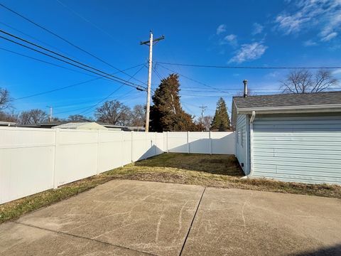 Tiny photo for 2406 11th Street, Silvis, IL 61282 (MLS # 12601993)