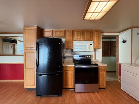 Tiny photo for 2406 11th Street, Silvis, IL 61282 (MLS # 12601993)