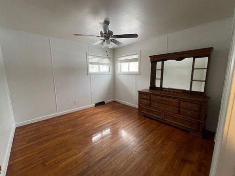 Tiny photo for 306 S Carter Street, Carterville, IL 62918 (MLS # 12559338)