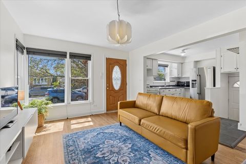 Tiny photo for 7106 W SUMMERDALE Avenue, Chicago, IL 60656 (MLS # 12620205)