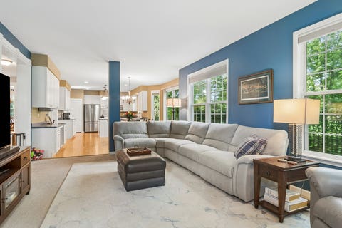 Tiny photo for 15 DORCHESTER Court, Hawthorn Woods, IL 60047 (MLS # 12722702)