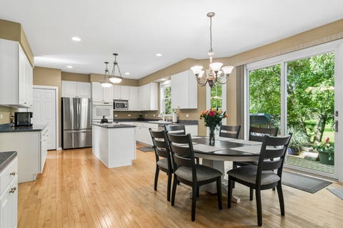 Tiny photo for 15 DORCHESTER Court, Hawthorn Woods, IL 60047 (MLS # 12722702)