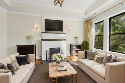 Tiny photo for 4834 N Kenmore Avenue #3N, Chicago, IL 60640 (MLS # 12484835)