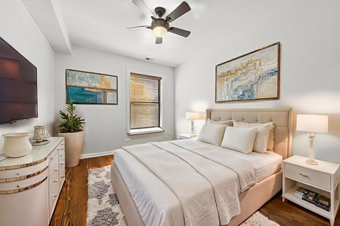 Tiny photo for 4834 N Kenmore Avenue #3N, Chicago, IL 60640 (MLS # 12484835)