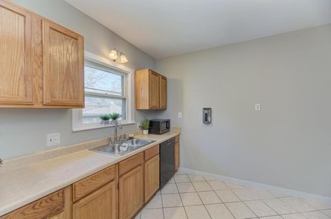 Tiny photo for 904 Caton Avenue, Joliet, IL 60435 (MLS # 12599875)