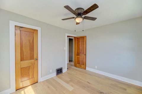 Tiny photo for 904 Caton Avenue, Joliet, IL 60435 (MLS # 12599875)