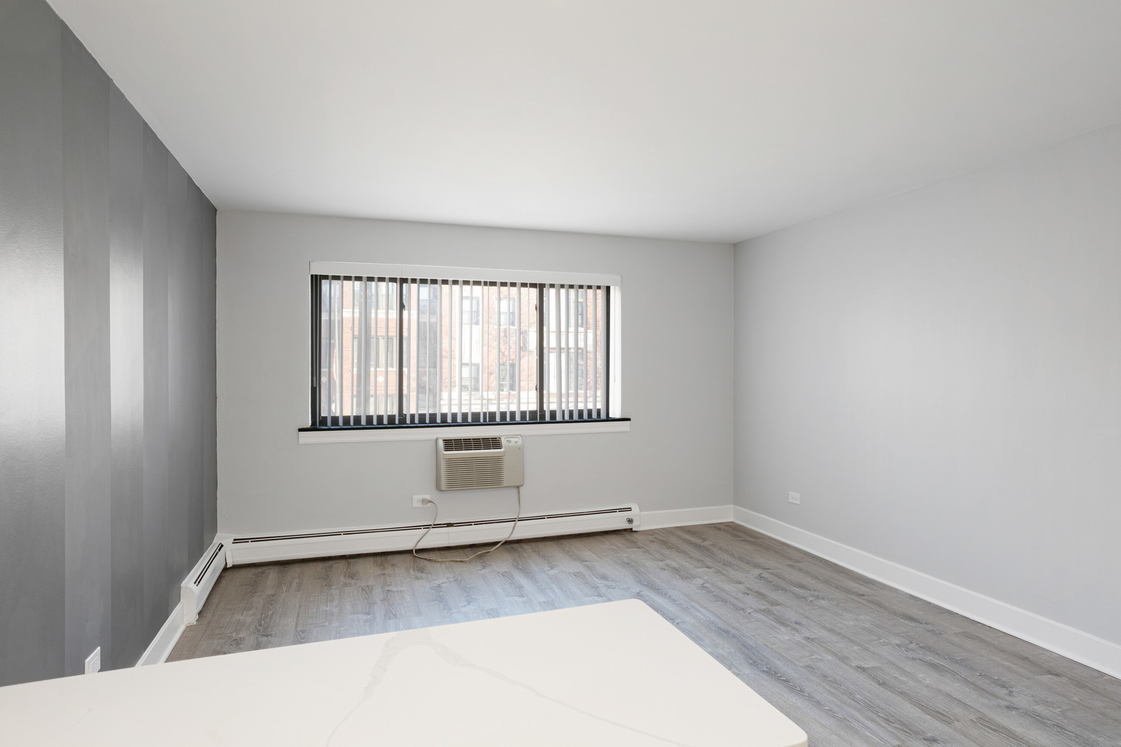 6758 N Sheridan Avenue 333