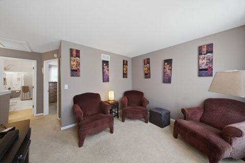 Tiny photo for 1615 Victoria Park Circle, Aurora, IL 60504 (MLS # 12605547)