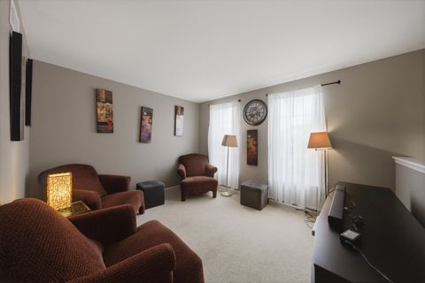 Tiny photo for 1615 Victoria Park Circle, Aurora, IL 60504 (MLS # 12605547)