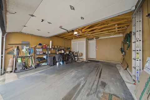 Tiny photo for 1615 Victoria Park Circle, Aurora, IL 60504 (MLS # 12605547)