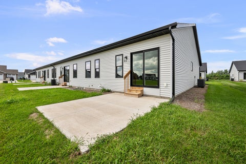 Tiny photo for 1867 REDBUD Circle #103, Eldridge, IA 52748 (MLS # QC4264689)