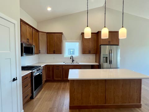 Tiny photo for 1867 REDBUD Circle #103, Eldridge, IA 52748 (MLS # QC4264689)
