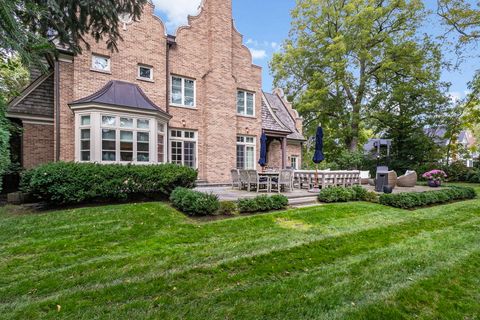 Tiny photo for 349 E BLODGETT Avenue, Lake Bluff, IL 60044 (MLS # 12576240)