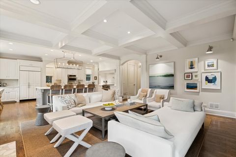 Tiny photo for 349 E BLODGETT Avenue, Lake Bluff, IL 60044 (MLS # 12576240)