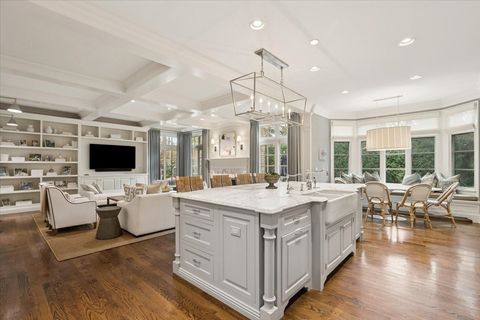 Tiny photo for 349 E BLODGETT Avenue, Lake Bluff, IL 60044 (MLS # 12576240)