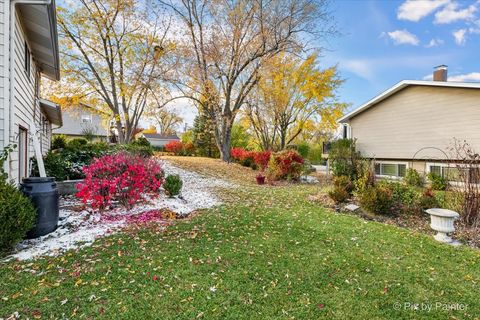 Tiny photo for 500 Colgate Court, Hoffman Estates, IL 60169 (MLS # 12514376)