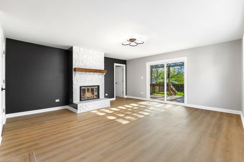 Tiny photo for 22 N 12th Street, St. Charles, IL 60174 (MLS # 12626635)