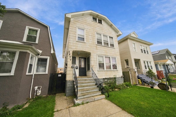 4937 W MELROSE ST, CHICAGO, IL 60641 - Image b4a111b52800098c8342b3bbc472fcce/728563264