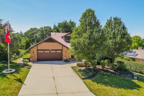 Tiny photo for 305 N Dale Avenue, McHenry, IL 60050 (MLS # 12725506)
