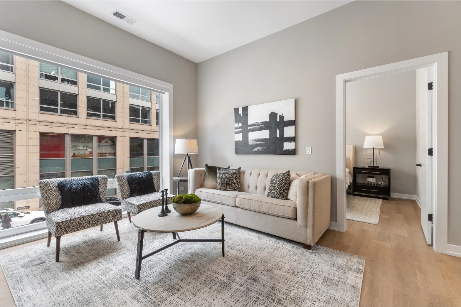 3217 N Clark Street 302