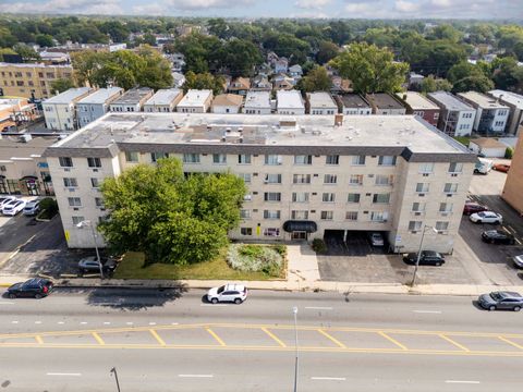 Tiny photo for 1227 S harlem Avenue #307, Berwyn, IL 60402 (MLS # 12485672)