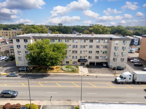 Tiny photo for 1227 S harlem Avenue #307, Berwyn, IL 60402 (MLS # 12485672)