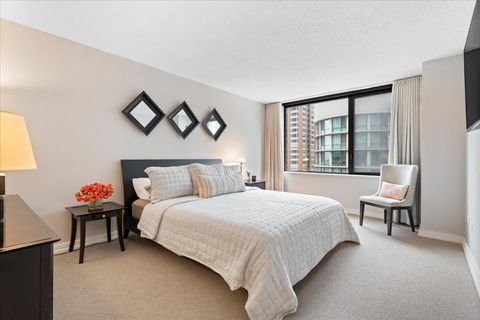 Tiny photo for 480 N McClurg Court #1013, Chicago, IL 60611 (MLS # 12609527)