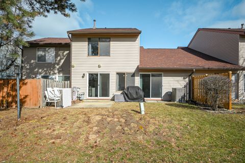 Tiny photo for 766 Colorado Court, Carol Stream, IL 60188 (MLS # 12539269)