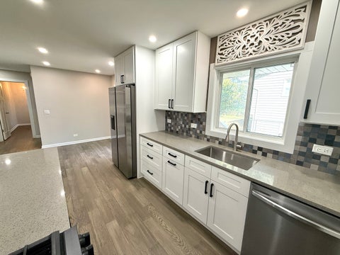 Tiny photo for 1500 Evergreen Street, St. Charles, IL 60174 (MLS # 12790568)