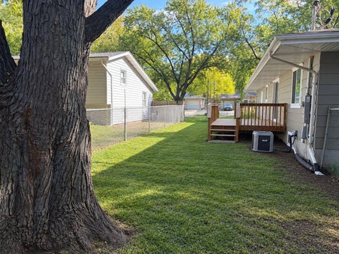 Tiny photo for 1500 Evergreen Street, St. Charles, IL 60174 (MLS # 12790568)