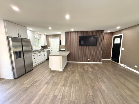 Tiny photo for 1500 Evergreen Street, St. Charles, IL 60174 (MLS # 12790568)