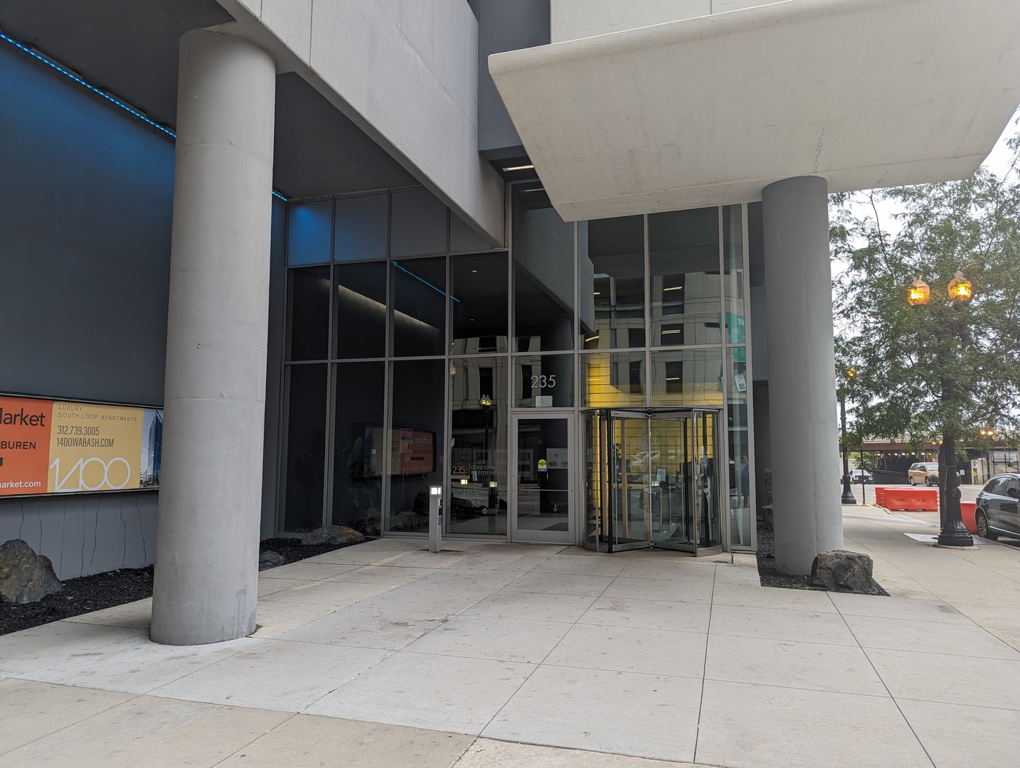 235 W Van Buren Street 1506