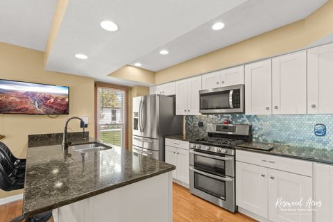 Tiny photo for 23 Birchwood Lane, St. Anne, IL 60964 (MLS # 12465425)