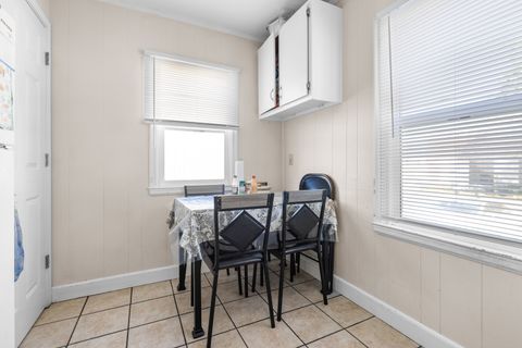 Tiny photo for 815 20th Street, Rockford, IL 61104 (MLS # 12491642)