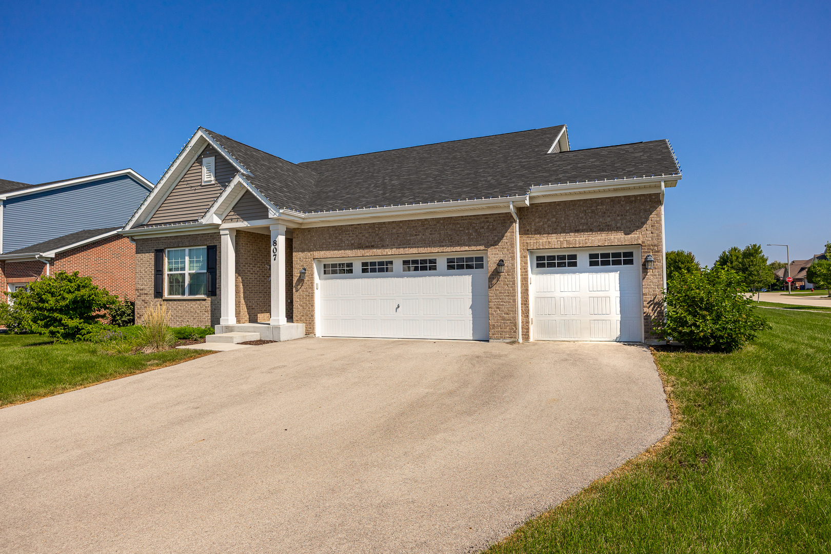 807 Picardy Place