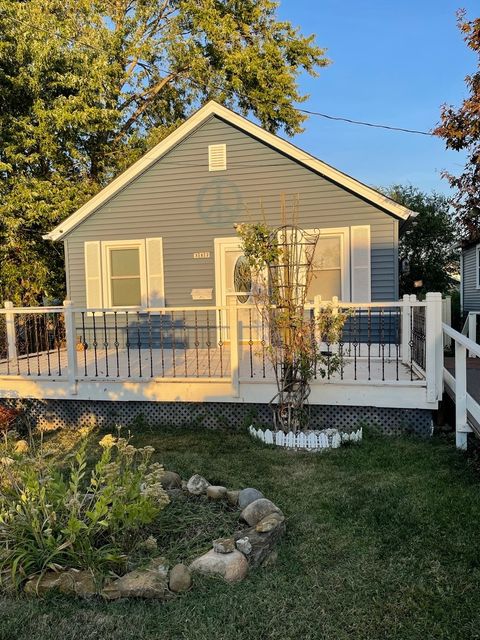 Tiny photo for 312 23rd Avenue, Ottawa, IL 61350 (MLS # 12488309)