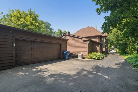 Tiny photo for 1245 Braeburn Avenue, Flossmoor, IL 60422 (MLS # 12705441)