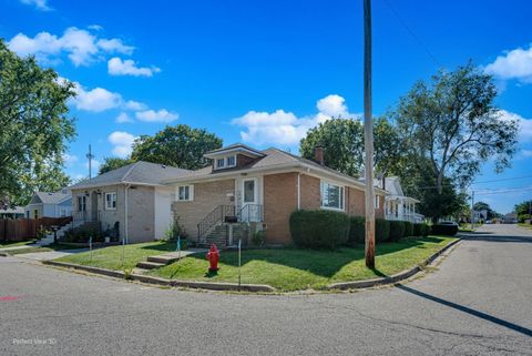 Tiny photo for 1035 N William Street, Joliet, IL 60435 (MLS # 12465147)
