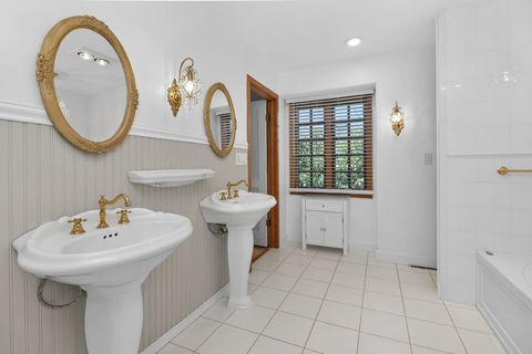 Tiny photo for 39 Mockingbird Lane, Oak Brook, IL 60523 (MLS # 12621773)