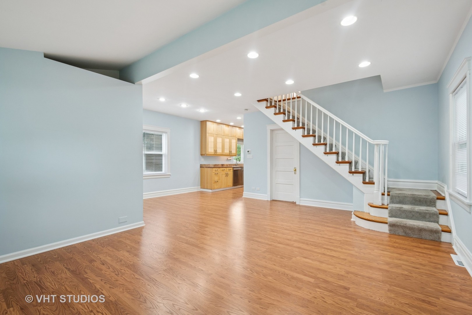 2111 Lake Avenue