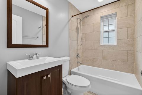 Tiny photo for 15 S Waiola Avenue #6, La Grange, IL 60525 (MLS # 12565641)