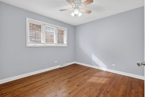 Tiny photo for 15 S Waiola Avenue #6, La Grange, IL 60525 (MLS # 12565641)