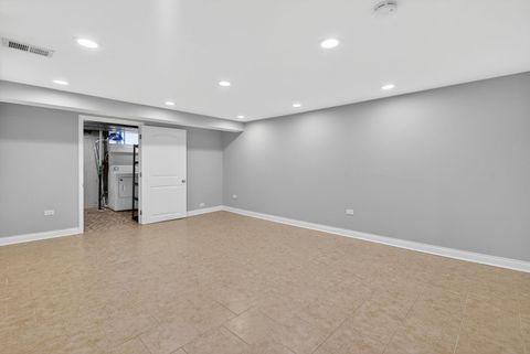 Tiny photo for 15 S Waiola Avenue #6, La Grange, IL 60525 (MLS # 12565641)