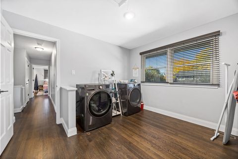 Tiny photo for 908 BRANTWOOD Avenue, Elk Grove Village, IL 60007 (MLS # 12500935)