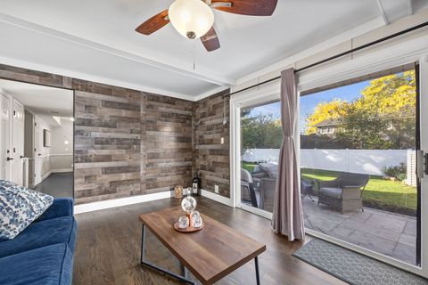 Tiny photo for 908 BRANTWOOD Avenue, Elk Grove Village, IL 60007 (MLS # 12500935)