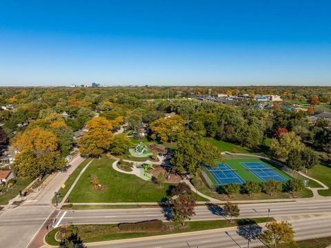 Tiny photo for 908 BRANTWOOD Avenue, Elk Grove Village, IL 60007 (MLS # 12500935)