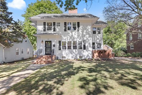 919 Garfield Avenue Rockford IL 61103