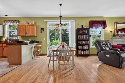 Tiny photo for 531 Springwood Avenue, East Dundee, IL 60118 (MLS # 12725952)