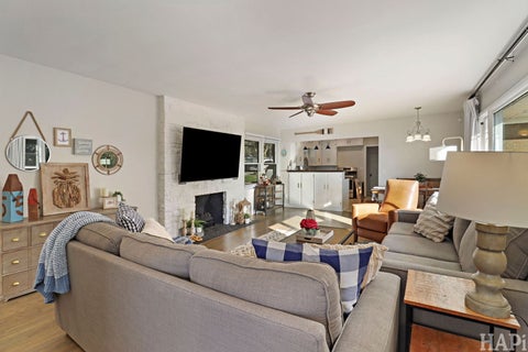 Tiny photo for 5208 N Leeside Street, McHenry, IL 60050 (MLS # 12785450)