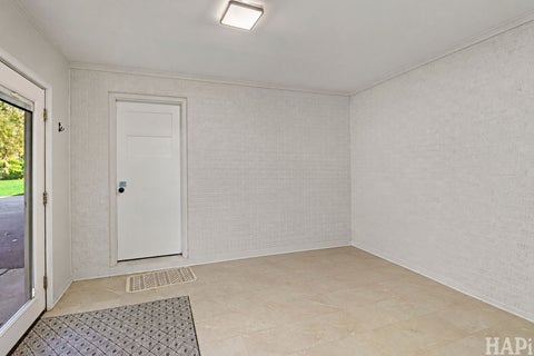 Tiny photo for 5208 N Leeside Street, McHenry, IL 60050 (MLS # 12785450)